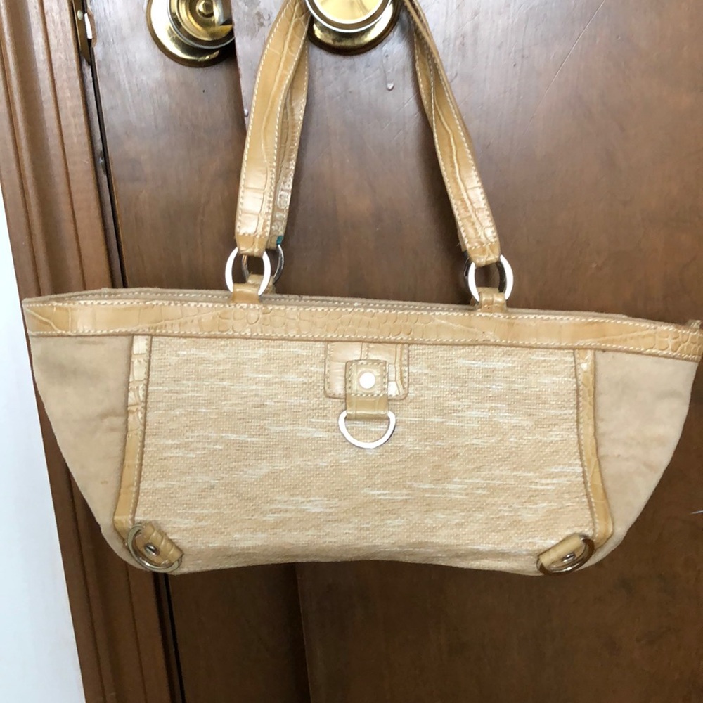 Tommy Hilfiger bag